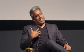 Corporates die veel geld geven aan goede doelen: het verbetert de wereld, maar volgens journalist Anand Giridharadas zijn zij tevens een groot deel van het probleem. 'We kunnen niet alleen dingen verbeteren als de 1 procent daar zin in heeft.’