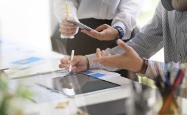 verenigen van werknemers met data